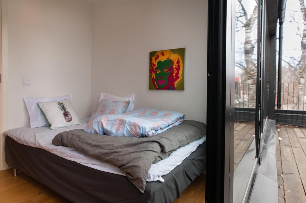 فيلا Townhouse On Arlanda Stockholm Metro Line - Easy Checkin سولينتونا المظهر الخارجي الصورة