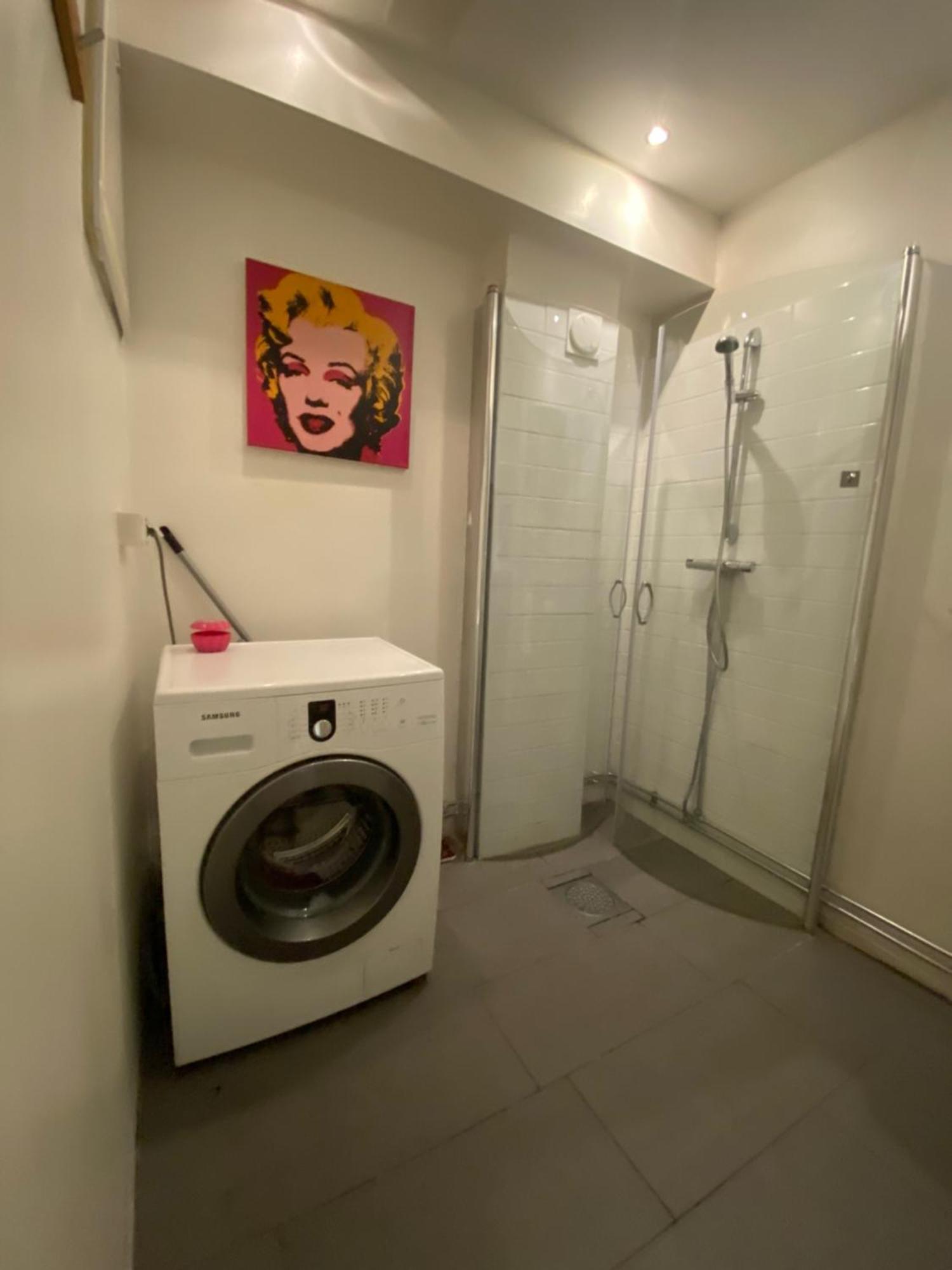 فيلا Townhouse On Arlanda Stockholm Metro Line - Easy Checkin سولينتونا المظهر الخارجي الصورة